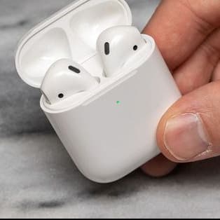 Airpods 2nd Generation Wireless Earbuds